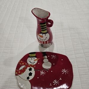 Grasslands Road Snowman Vase and Plate Set - Red and Green